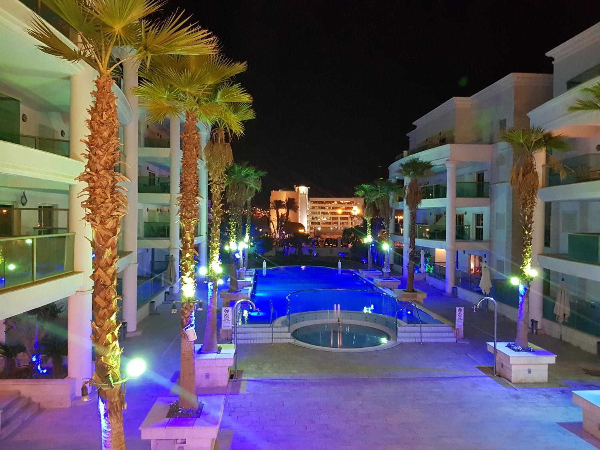 Appartamento Palmore Top Luxury Penthause With Juccuzi First Line Of The Seaside Eilat Esterno foto